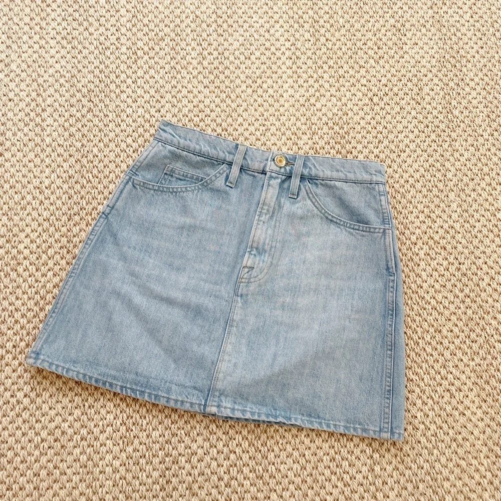 Frame le italien denim Mini skirt size 24 light wash
